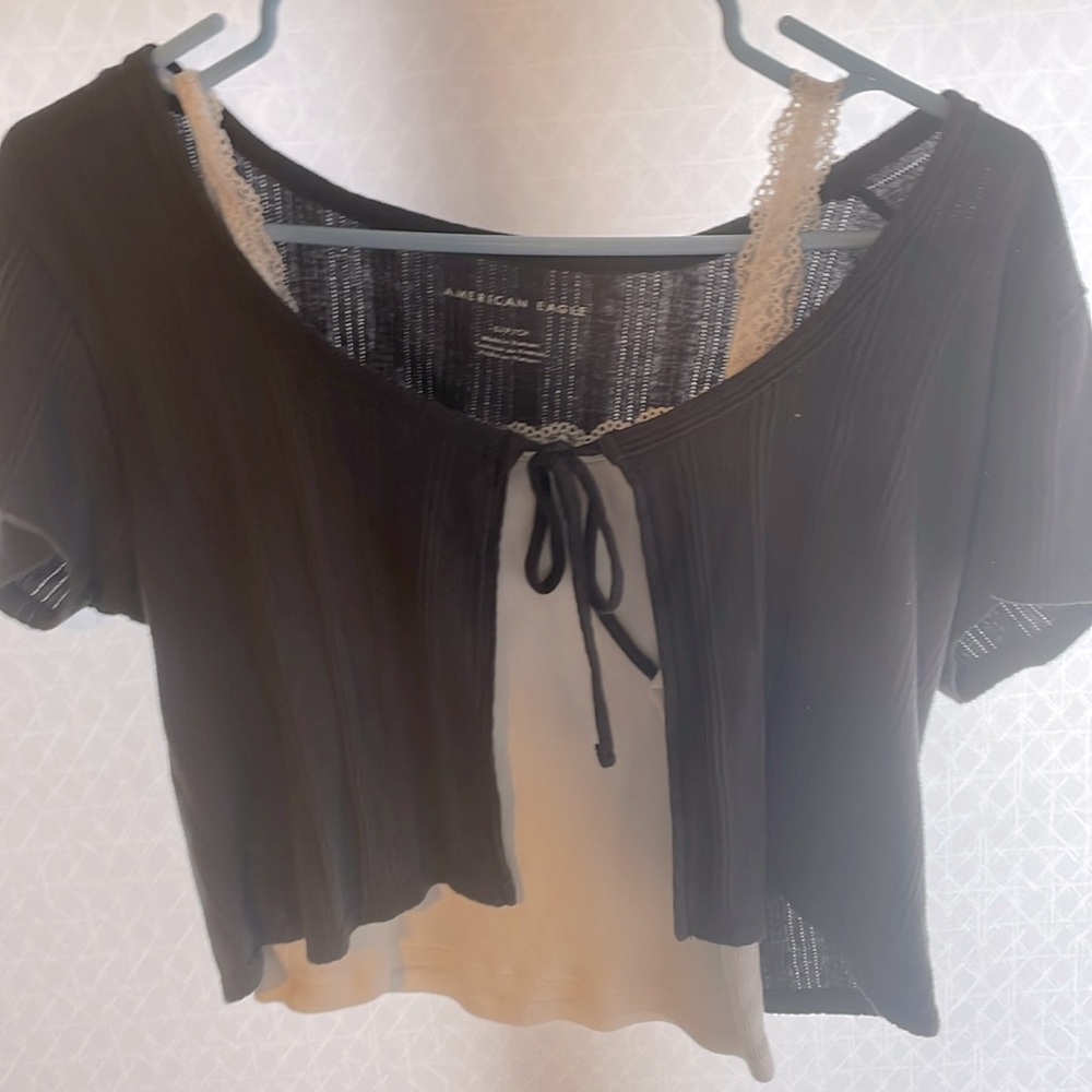 American eagle toe top & Holister lacey cami